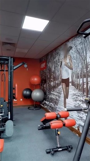 Confused visitors do not become members. 3D virtual tours show gym layout instantly