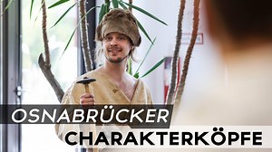 Klaus Haller ist Archäologe aus #Osnabrück. Er begeistert sich für die Ur- und Frühgeschichte und plant regelmäßig Veranstaltungen. Ob er gerne in einer anderen Zeit leben würde? Das und mehr hat er uns beantwortet. Hier geht es zum Video --> www.noz.de/video/32329/ | noz.de