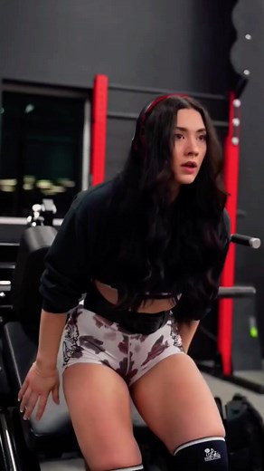 Female Workout Motivation Model Fbb #fitness #fbreels #viral #viralreels #viralpost #gym #WorkoutGear | Fit Girls