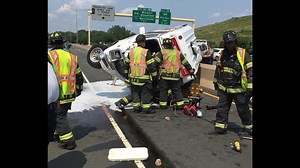Ice cream truck crashes on I-91 in Hartford