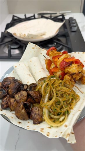 А чем вам не репетиция? 💃🏻🍖🌿