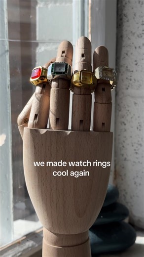 Time Rings: A Vintage Style Revival