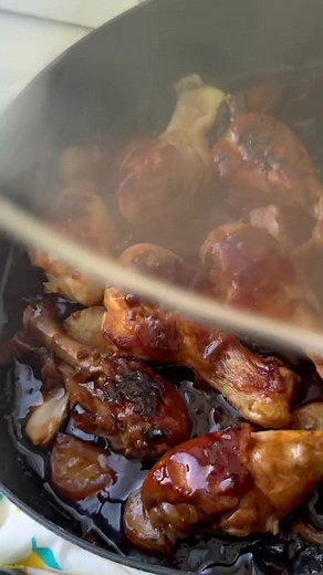 מתכון: עוף מושלם לארוחת ערב עם הכלים של פליינג טייגר קופנהגן