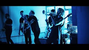 WATCH: A community centre in Kindersley cancelled a band's show next month, after receiving backlash from the town over the band's viewpoints of the energy sector. Mandy Vocke reports. READ MORE: https://trib.al/n1y0dVD | Global Regina