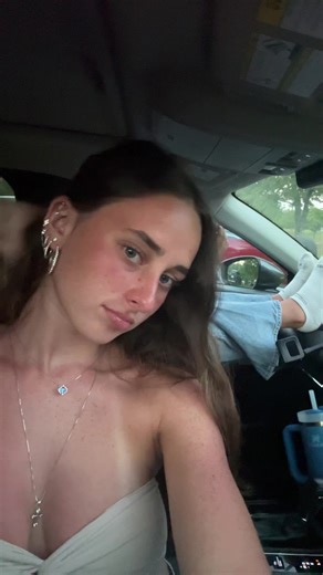 kira (@kiramaxwell.12)’s videos with som original - ana