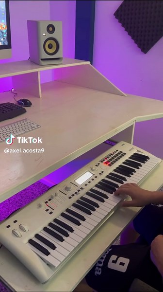 Sábado Me Voy Para El Baile - Tutorial de Piano