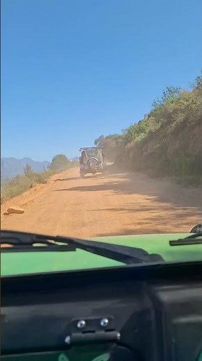 Downhill DASH! Wild Buggers Beach Buggy Convoy Descends Paarlberg Gravel Road! #BeachBuggy