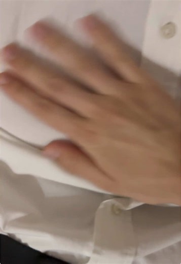 fast and aggressive tapping on my dad 👨🏻 #asmrforsleep #asmr #asmrtriggers #fastasmr #foryoupagе