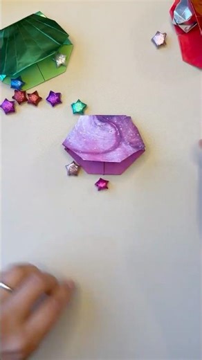 Let’s fold a sea shell — Sparkly scallop 💎 | Easy Origami for Kids