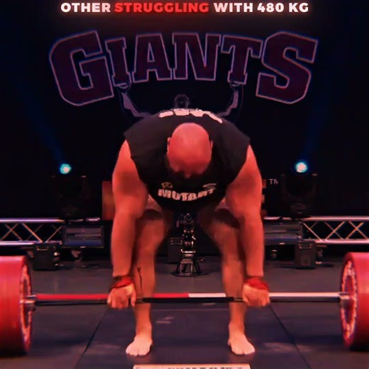 Bro lift it like it was a warmup🥶 #gym #strongman