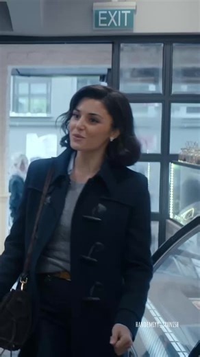 Hande Erçel y Bilge Tanil en Dos Mundos, Un Deseo