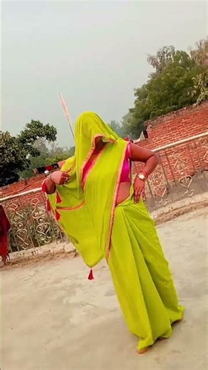 Mar Java Raja trainiya se Katke 😍☺please subscribe me