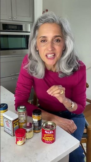 Why You Won’t Find “Curry Powder” in an Indian Kitchen 🌿