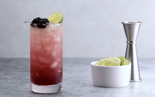 10 Perfect Holiday Cocktails