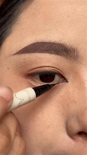 98K views · 138 reactions | This is how you apply Eyeliner ❤️ | Easy Drawing Ideas | Facebook