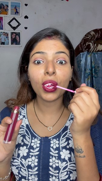 Lipstick applying with tissue paper 🤯😱✅#shorts #treandinghacks #viralshorts #viralhacks #short ￼