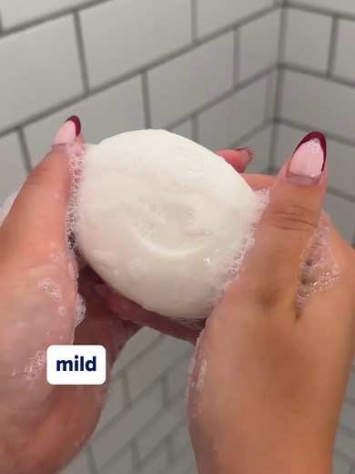 Multipurpose Dove Vanilla Beauty Bar for Smiling, Cleansing, and Hydrating