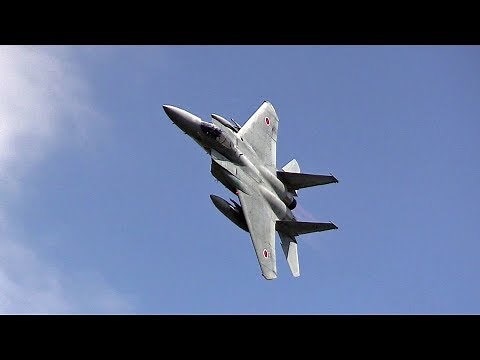ド迫力!!! F-15イーグル戦闘機によるデモフライト JASDF F-15J Eagle Maneuver Demonstration