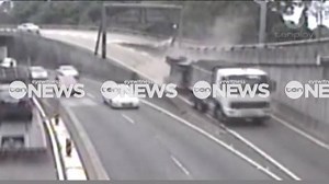 200K views · 535 reactions | EXCLUSIVE: Video shows the moment a truckie flips his trailer on the Cahill Expressway, causing chaos to the Sydney CBD yesterday afternoon. Full details tonight at 5pm on #TenNews | 10 News | Facebook