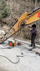 814K views · 5.3K reactions | Excavator Arm Joint Seamless Repair | Professional Welding Fix #Excavator #BoomRepair #Welding #HeavyEquipment #MachineryFix #ExcavatorRepair #ConstructionEquipment #WeldingWork #EquipmentMaintenance #MetalFabrication | Mechanic Steve | Facebook