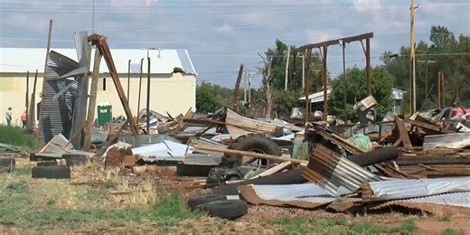 Sudden downburst causes widespread damage in Mountain View
