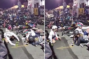 Shocking footage shows horrific crash during cycling race in Brooklyn