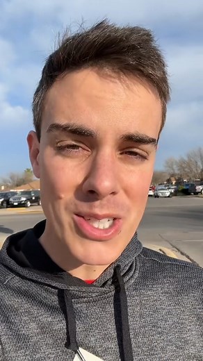 1.2M views · 72K reactions | Las personas que sobrepiensan mucho necesitan una validación #pareja #noviazgo #estabilidad #comunicacion #terapeuta | Chava Gutiérrez | Facebook