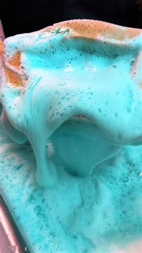 Colorful sponge squeezing & rinse at the end 🚿 SOAPY ASMR #spongesqueezing #cleantok #spongerinse #spongesqueezingasmr #sponge