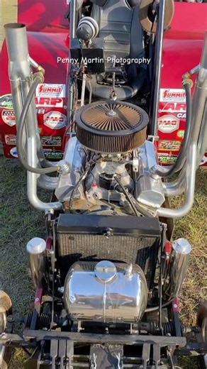 Straight-N-Up Tractor powered to Pull #horsepower #sledpulls #offroad #competition