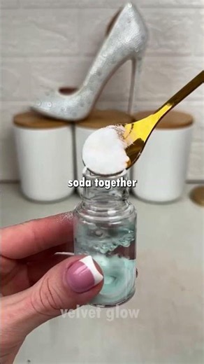 ✨ Viral Toothpaste & Baking Soda Teeth Whitening Trick