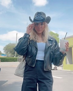 MacKenzie Porter on Reels