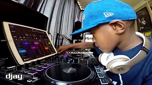 44K views · 827 reactions | Wow! Check this out guys , Algoriddim took digital Djing to the next level , you can mix and can create your own beats with the new djay Pro for IOS, get your free trial now using the link below and let’s see your skills . https://www.algoriddim.com | DJ Arch Jnr | Facebook