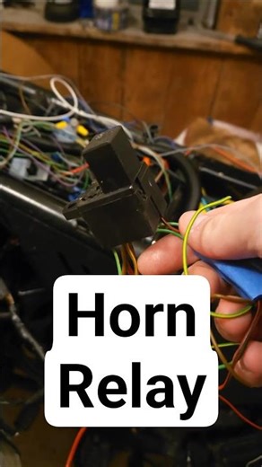 K75 scrambler: Horn relay wiring #motorcycle #diy #wiring