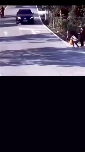 EVERY SECOND COUNTS! 😱 Mom’s Warning: Watch Your Kids! #shorts