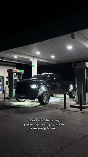 Chilling Vibes: Love Songs for Drive Time