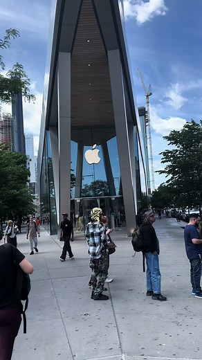 Exploring the Modern Apple Store Experience