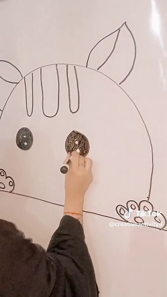 Cat Drawing Tutorial on Whiteboard