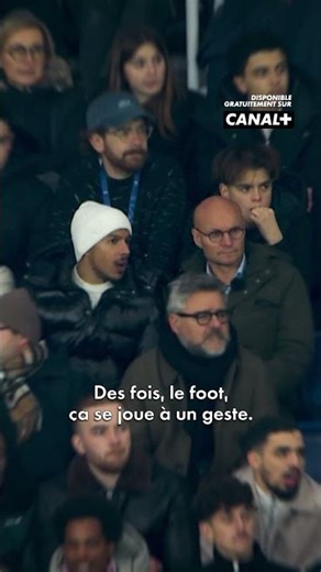 "Des fois le foot ça se joue à un geste" 🤣 #hamzapvris #football #ucl #psg