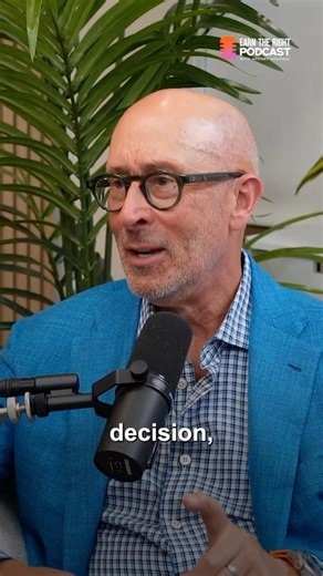 The decision framework that builds 1% leaders | Tim Mayopoulos | Earn The Right Podcast
