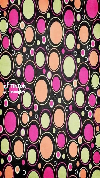 Bring back fun patternssss, i wanna see everyone’s screen saver look like this!!! #frutigermetro #2000s #pattern #throwback #moodboard #nostalgia #childhood #2000spatterns