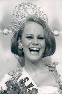 Happy Birthday Margareta Arvidsson Miss Universe 1966 of Sweden Margareta Arvidsson (born 12 October 1947) is a Swedish actress, fashion model and beauty queen who was crowned as the 1966 Miss Universe at age 18.[1] She represented Vänersborg in the 1966 Miss Sweden Pageant. She was the second Swedish beauty to win the crown, 11 years after Hillevi Rombin. . . . . #misssweden #missuniverse1966 #margaretaarvdsson | Beauty Queens Pictures | Facebook