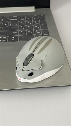 Goodly Store/ Світильники/ Електроніка/ Румбокси on Instagram: "Компʼютерна мишка Хомʼяк 🐹 Технічні характеристики: Розмір: 105*73*40 мм; Вага: 60 г; Колір на вибір: сірий, жовтий Матеріал: АБС-пластик; Джерело живлення: 1 х АА батарея; DPI: 1200; Відстань передавання: 10 метрів; Кнопка: 2 кнопки за замовчуванням/1 колесо прокручування (середня кнопка); Системні вимоги (операційна система): Windows XP/Vista/7/8/10/11, Mac OS ✅800 грн"