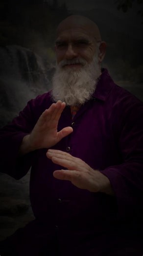 This year, we BREAK FREE. No more chains of fear, division, or the matrix grind. We rise as Qigong warriors—channeling qi, reclaiming our essence, stepping into who we're MEANT to be. Those who know: your power awakens NOW. Join the flow. Who's with me? 💪✨#QigongMaster #BreakFree2026 #AwakenYourQi #SpiritualRevolution #ThoseWhoKnow