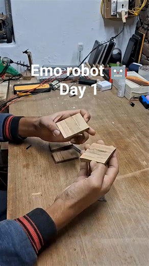Day 1: Making a EMO Robot at Home 🤖🛠️ #shorts #techsampat #makebot #robotbit #makerbot