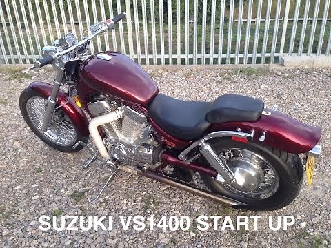 Suzuki Intruder vs1400 start up & walk around