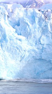 Ice Calving at Monacobreen | Richard Sidey