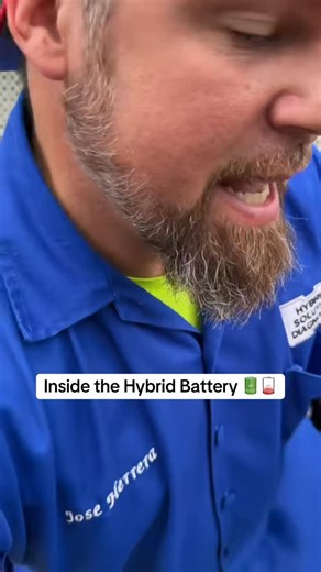 Inside the Hybrid Battery 🔋🪫 | Hybrid Solution Diagnostics