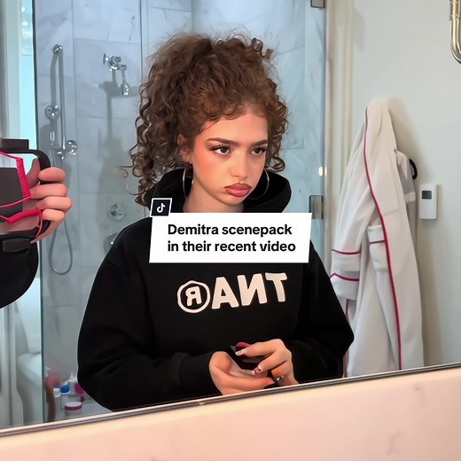 Demitra Kalogeras Scenepack: 4K Quality Clips