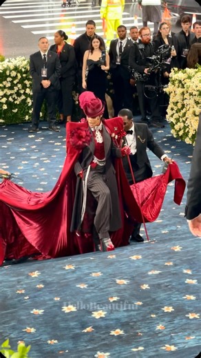 HelloBeautiful on Instagram: "One person #HelloBeautiful does NOT play about is Ms. #TeyanaTaylor! And we're gonna let her know! Teyana looks incredible, but are we surprised? And to top it off, she designed this look with 2x Oscar-winning costume designer @therealruthecarter! (Think Malcolm X, Black Panther, Sinners, and more!) Stay tuned with us as we are on the GROUND at the 2025 #MetGala! #SuperfineStyle 🎙️: @shamika_sanders"