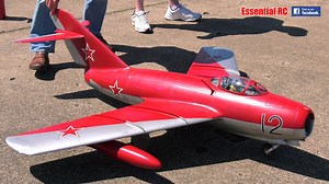 Mig in action ! | Essential RC